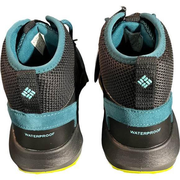 Columbia Women's Trailstorm™ Mid Waterproof Shoe - Picture 3 of 8